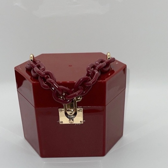 “Candy” - Picture 3 of 9